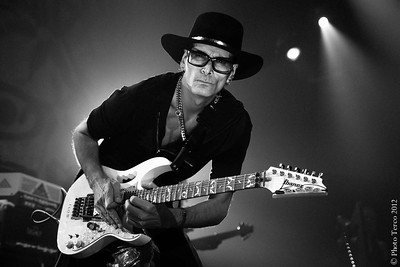 Steve-vai3